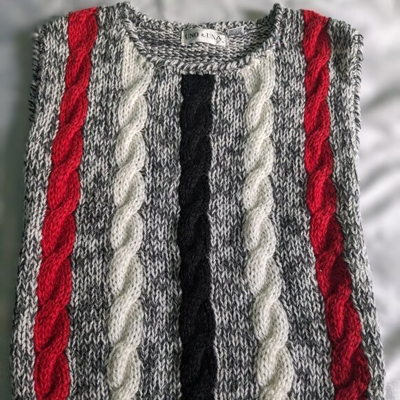 Sweater-Vintage. Uno & Una vest sweater. Size M. Red, Grey, White and Bl… - Picture 1 of 5